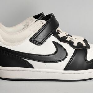 Nike Black & White Swoosh Low-Top Sneaker